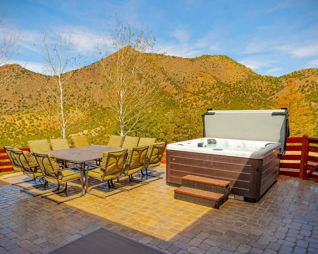 Royal Ranch - Royal Gorge Lodging