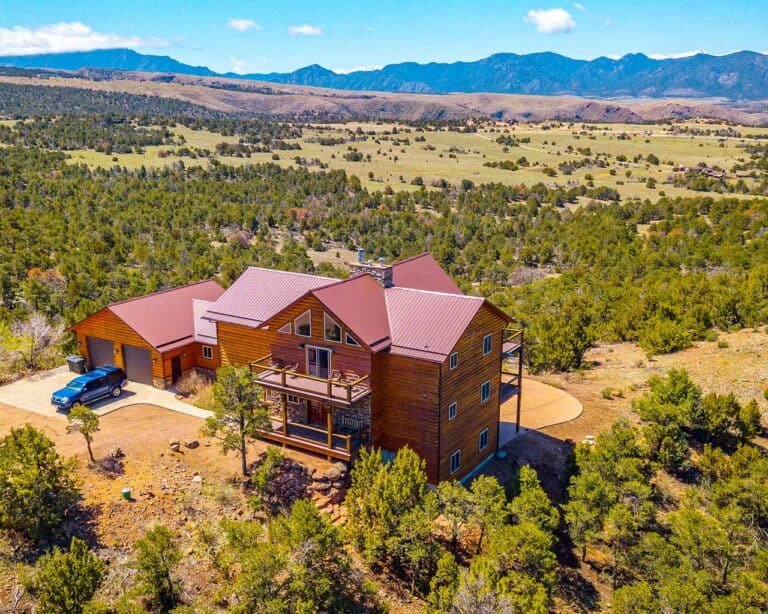 Outside Valley Ranch- Royal Gorge Luxury Cabins