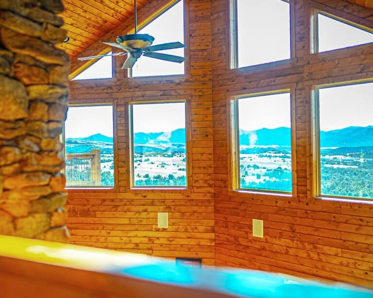 Inside views of the Luxury Cabin - Valley Ranch in Colorado