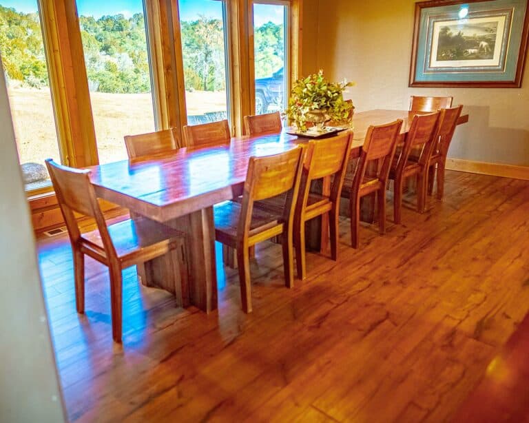 Dining area - Valley Ranch Luxury Cabin