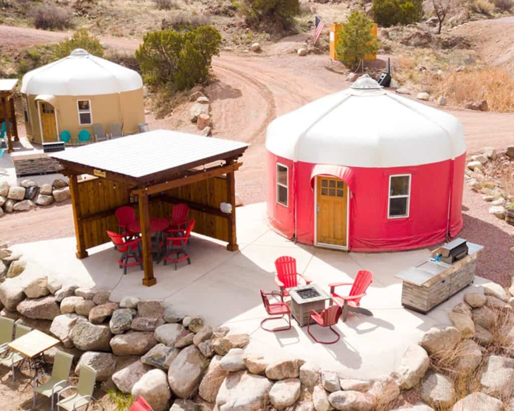 The Royal Gorge Yurts - patio and bbq pads